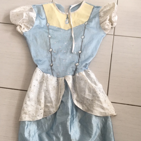 Girls Princess Halloween Costume - Picture 3 of 12